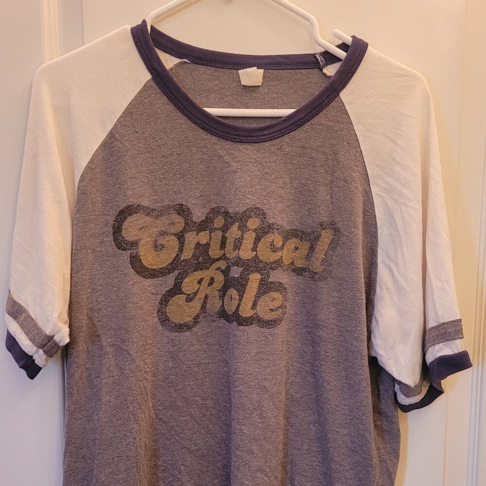 CRITICAL ROLE RETRO T SHIRT